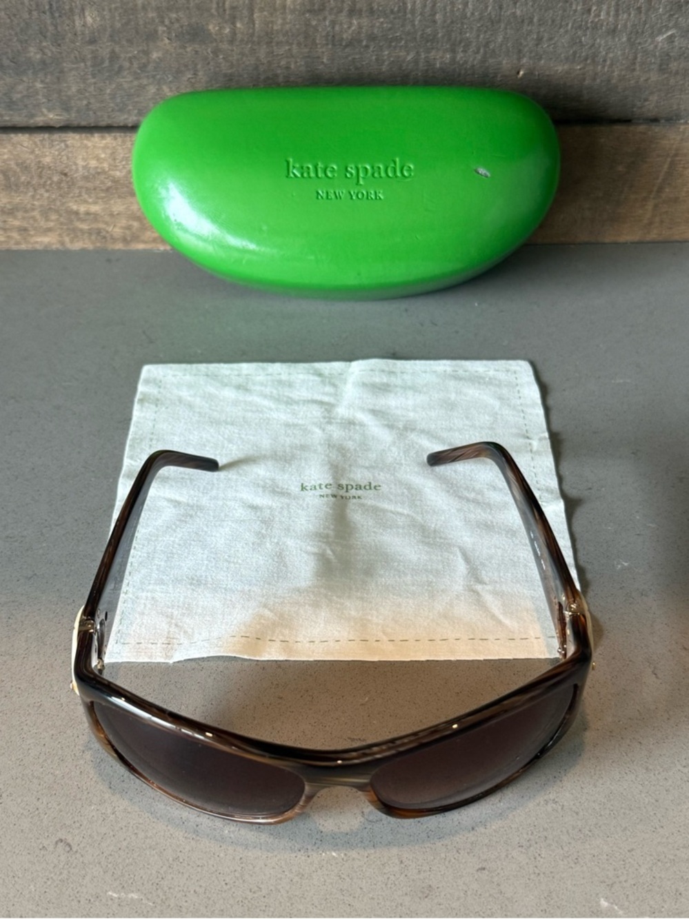 EUC Kate Spade Dale/S Sunglasses - Picture 8 of 10